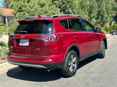 2018 Toyota RAV4 XLE   - Photo 10 - Valley Village, CA 91607