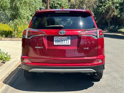 2018 Toyota RAV4 XLE   - Photo 15 - Valley Village, CA 91607