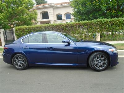 2017 Alfa Romeo Giulia   - Photo 5 - Valley Village, CA 91607