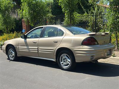 2002 Pontiac Grand Am SE   - Photo 16 - Valley Village, CA 91607