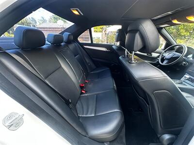 2010 Mercedes-Benz C 300 Luxury   - Photo 34 - Valley Village, CA 91607