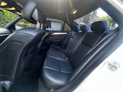 2010 Mercedes-Benz C 300 Luxury   - Photo 29 - Valley Village, CA 91607