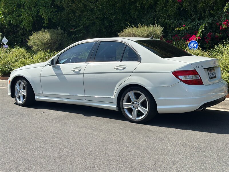 2010 Mercedes-Benz C-Class C300 Luxury - Photo 6