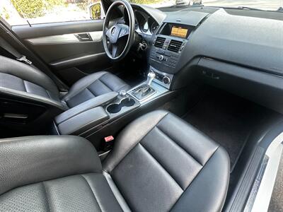 2010 Mercedes-Benz C 300 Luxury   - Photo 41 - Valley Village, CA 91607