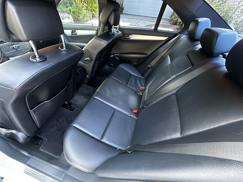 2010 Mercedes-Benz C-Class C300 Luxury - Photo 32