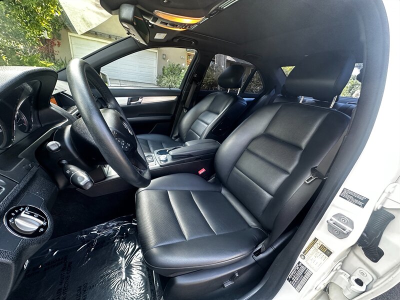 2010 Mercedes-Benz C-Class C300 Luxury - Photo 23