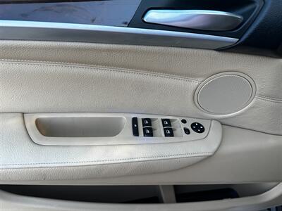 2008 BMW X5 3.0si   - Photo 16 - Valley Village, CA 91607