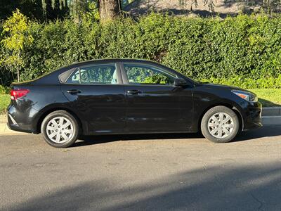 2021 Kia Rio S   - Photo 24 - Valley Village, CA 91607