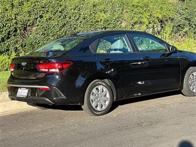 2021 Kia Rio S   - Photo 22 - Valley Village, CA 91607