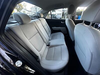 2021 Kia Rio S   - Photo 41 - Valley Village, CA 91607