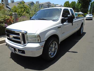 2005 Ford F-250 Super Duty Lariat   - Photo 3 - Valley Village, CA 91607