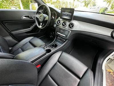2017 Mercedes-Benz CLA CLA 250   - Photo 44 - Valley Village, CA 91607