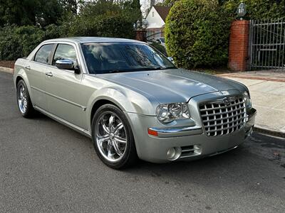 2006 Chrysler 300 C   - Photo 1 - Valley Village, CA 91607