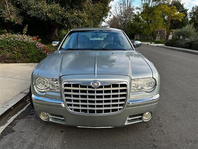 2006 Chrysler 300 C   - Photo 2 - Valley Village, CA 91607