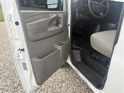 2014 GMC Savana 2500   - Photo 27 - Shirley, IN 47384