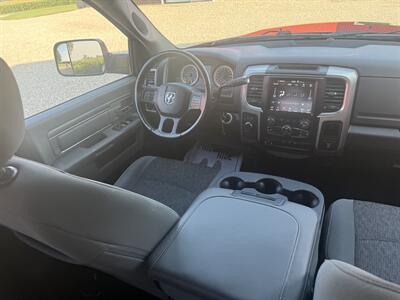 2018 RAM 2500 Big Horn   - Photo 9 - Shirley, IN 47384