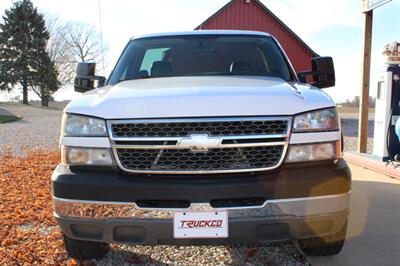 2005 Chevrolet Silverado 2500 Work Truck 2dr Standard Cab Work Truck   - Photo 10 - Maxwell, IN 46154