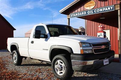 2005 Chevrolet Silverado 2500 Work Truck 2dr Standard Cab Work Truck   - Photo 32 - Maxwell, IN 46154