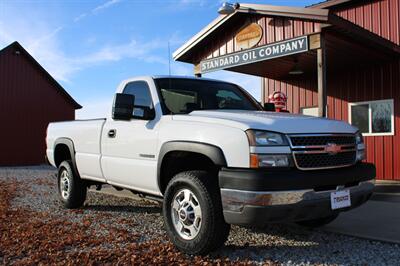 2005 Chevrolet Silverado 2500 Work Truck 2dr Standard Cab Work Truck   - Photo 13 - Maxwell, IN 46154