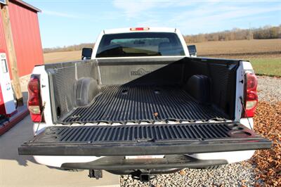 2005 Chevrolet Silverado 2500 Work Truck 2dr Standard Cab Work Truck   - Photo 20 - Maxwell, IN 46154