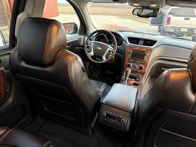 2014 Chevrolet Traverse LTZ   - Photo 12 - Maxwell, IN 46154