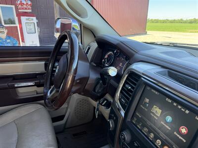 2013 RAM 3500 Laramie - Photo 17 - Shirley, IN 47384