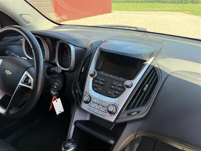 2017 Chevrolet Equinox LT - Photo 18 - Shirley, IN 47384