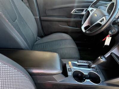 2017 Chevrolet Equinox LT - Photo 13 - Shirley, IN 47384