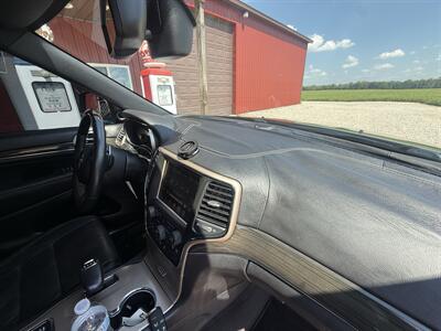 2014 Jeep Grand Cherokee Overland   - Photo 12 - Shirley, IN 47384