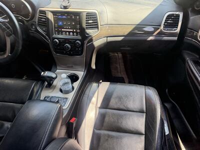 2014 Jeep Grand Cherokee Overland   - Photo 10 - Shirley, IN 47384