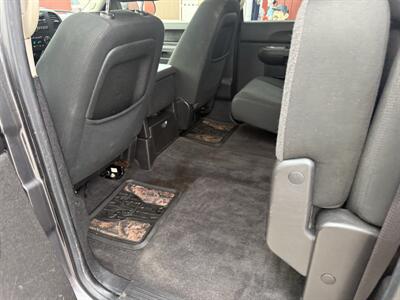 2010 GMC Sierra 1500 SLE   - Photo 11 - Shirley, IN 47384