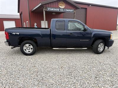 2010 Chevrolet Silverado 1500 LT   - Photo 2 - Shirley, IN 47384