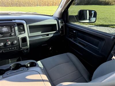 2016 RAM 3500 Tradesman   - Photo 13 - Shirley, IN 47384