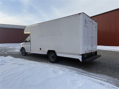 2006 Chevrolet Express 3500   - Photo 4 - Maxwell, IN 46154