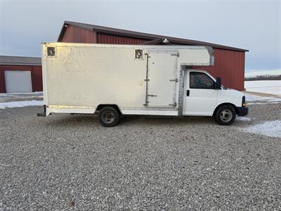 2006 Chevrolet Express 3500   - Photo 15 - Maxwell, IN 46154