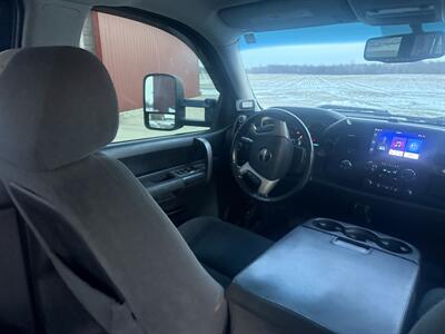 2009 GMC Sierra 2500 SLE - Photo 14 - Shirley, IN 47384