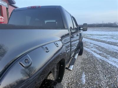 2009 GMC Sierra 2500 SLE - Photo 5 - Shirley, IN 47384