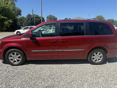 2012 Chrysler Town & Country Touring   - Photo 5 - Shirley, IN 47384