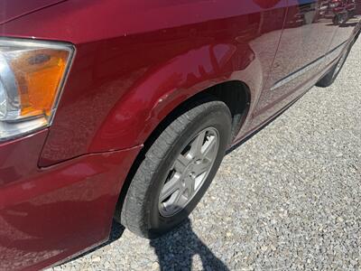 2012 Chrysler Town & Country Touring   - Photo 4 - Shirley, IN 47384
