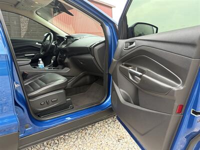 2017 Ford Escape Titanium - Photo 11 - Shirley, IN 47384