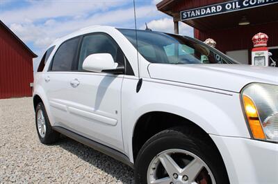 2006 Chevrolet Equinox LT   - Photo 13 - Maxwell, IN 46154