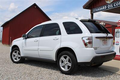 2006 Chevrolet Equinox LT   - Photo 3 - Maxwell, IN 46154