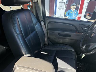 2011 Chevrolet Silverado 3500 LTZ   - Photo 23 - Shirley, IN 47384