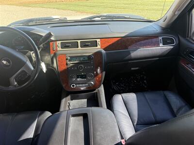 2011 Chevrolet Silverado 3500 LTZ   - Photo 27 - Shirley, IN 47384
