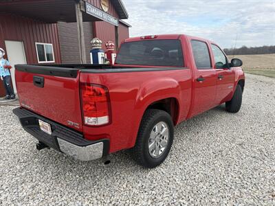 2013 GMC Sierra 1500 SLE   - Photo 4 - Shirley, IN 47384