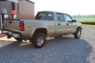 2004 Chevrolet Silverado 2500 LS   - Photo 3 - Maxwell, IN 46154