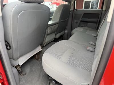 2006 Dodge Ram 3500 ST   - Photo 20 - Shirley, IN 47384