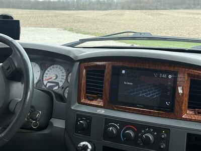 2006 Dodge Ram 3500 ST   - Photo 12 - Shirley, IN 47384