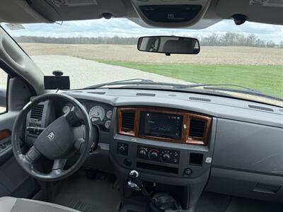 2006 Dodge Ram 3500 ST   - Photo 15 - Shirley, IN 47384