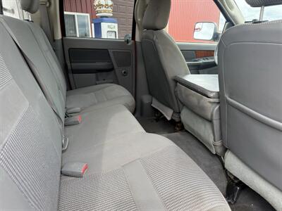 2006 Dodge Ram 3500 ST   - Photo 26 - Shirley, IN 47384